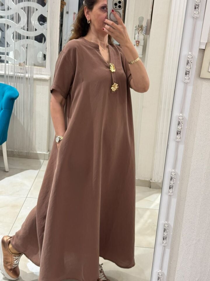 Kahve Elbise
